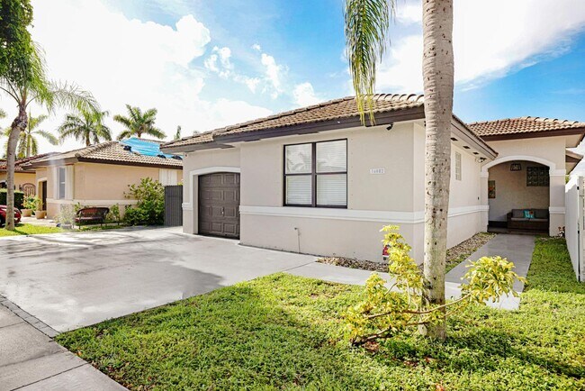 Photo - 16082 SW 68th Ter