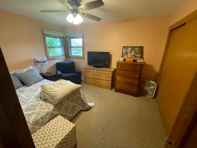 Photo - 6016 S 19th St