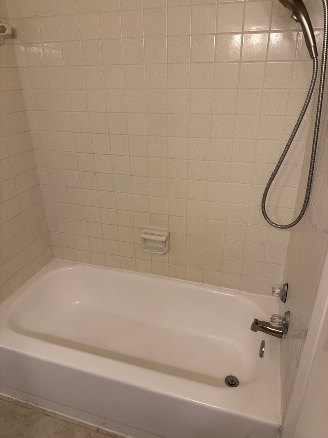Photo - 3802 N Oak Dr Unit W11