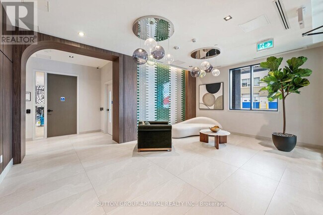 Photo - 758 Dovercourt Rd Unité 207