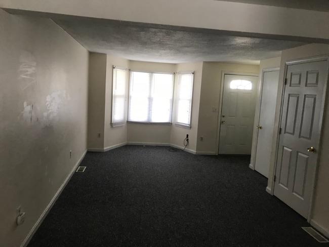 Photo - 107 University Ave Unit 2