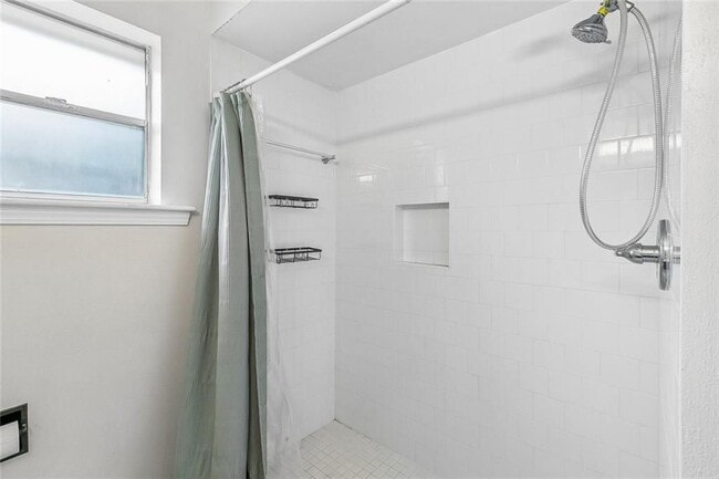 Photo - 5751 Carlisle Ct
