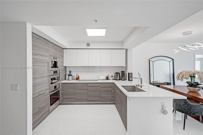 Photo - 300 Sunny Isles Blvd