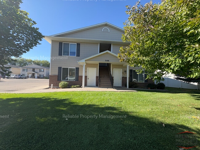 Photo - 3108 E Chasewood Dr Unit 2