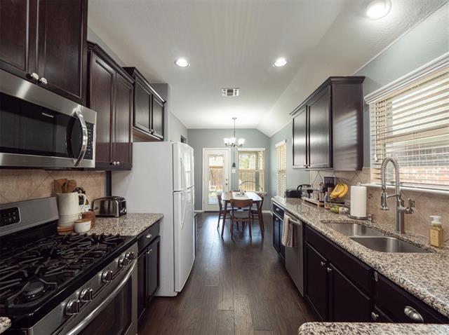 Photo - 9904 Moccasin Creek Ln