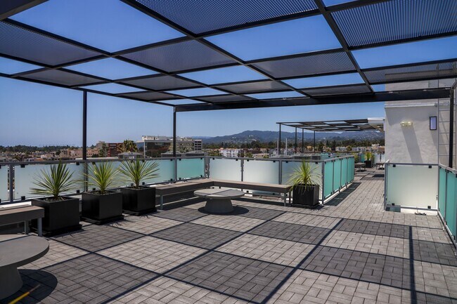 Photo - Darlington Legacy