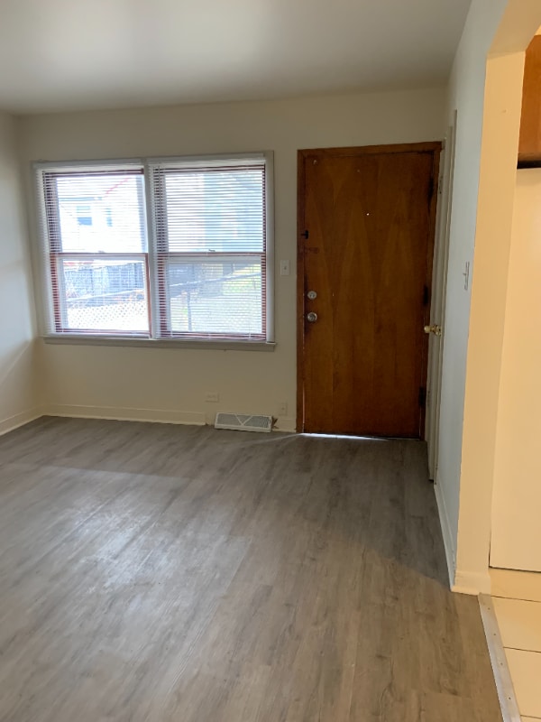 Photo - 100 Vana Dr Unit 1