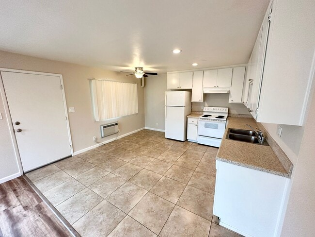 Photo - 9906 Buena Vista Dr Unit A