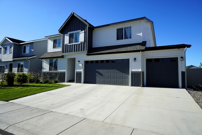 Photo - 245 E Caldera St