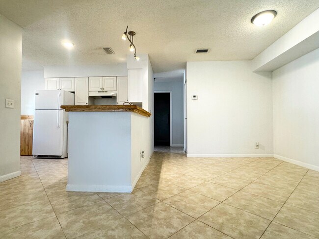 Photo - 14893 Wedgefield Dr Unit 204