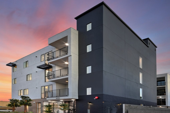 The Grigio @ Northridge - The Grigio @ Northridge Apartments