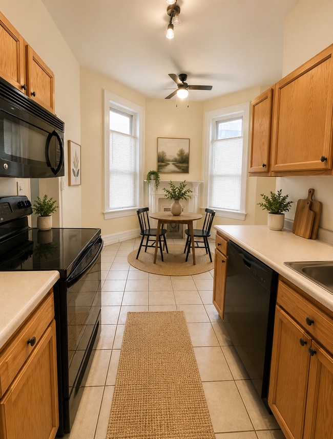 Photo - 801 Willard St