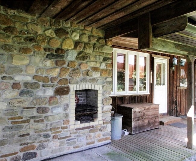 Photo - 7138 Kellogg Hill Rd