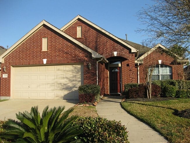 Building Photo - 23214 Century Plant Dr