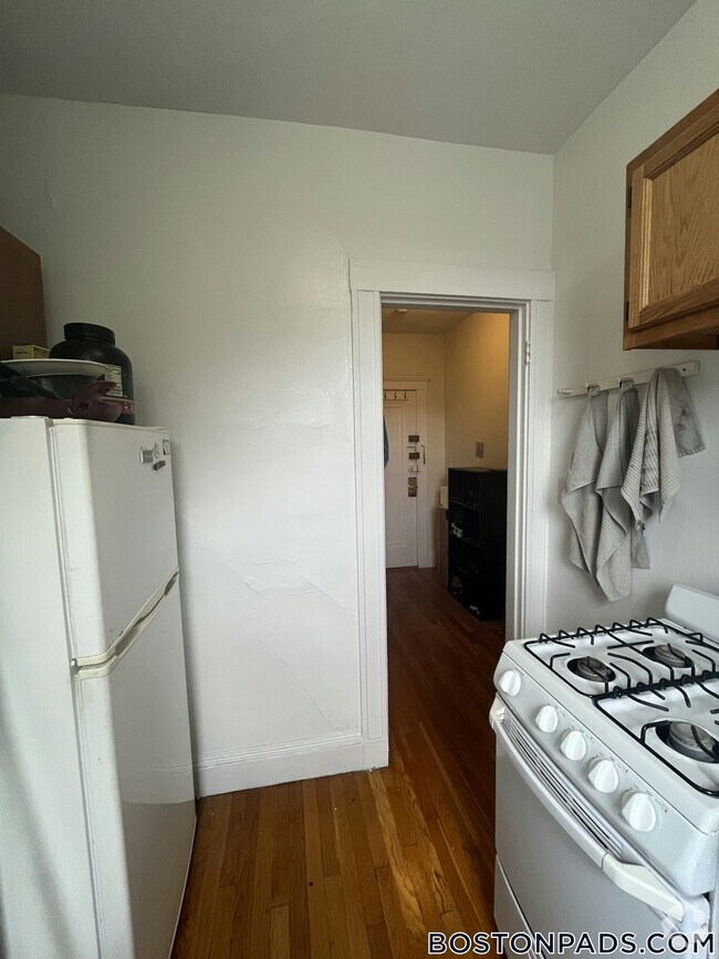 Building Photo - 99 Brainerd Rd Rental