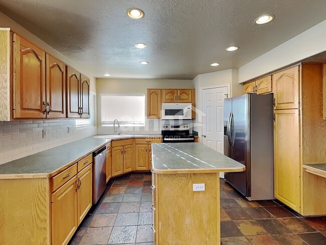 Photo - 4679 W 4350 S