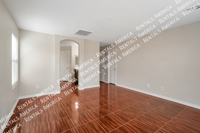 Photo - 3560 W Mesquite Ave
