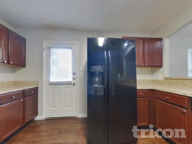 Photo - 21419 Palma Grove Way