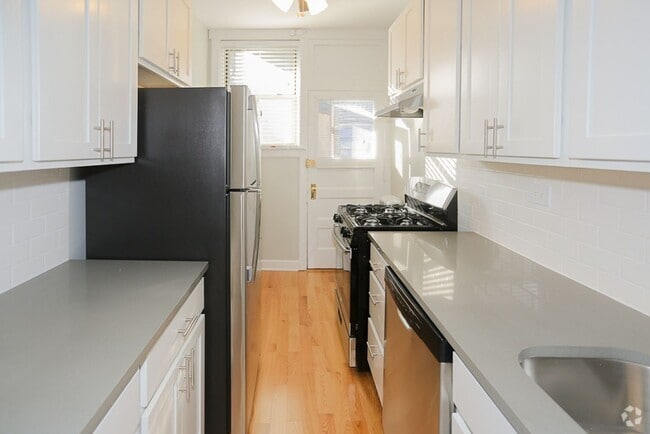 Building Photo - 5046 N Winchester Ave Unit 1932-3 Rental