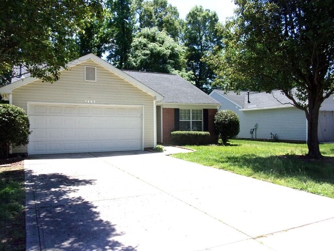 Building Photo - Single Level 3 Bedroom 2 Bath Home in Bristol Park off Mt. Gallant Road
