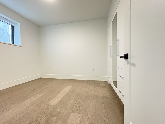 Photo - 7495 Aubrey St