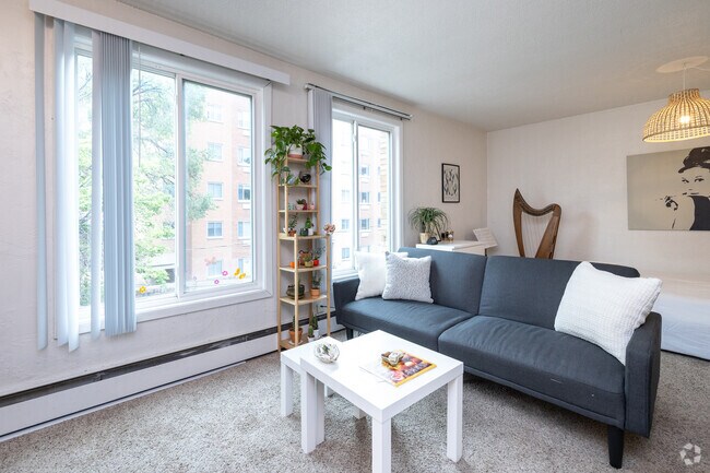 Studio - 500SF - Living Space
