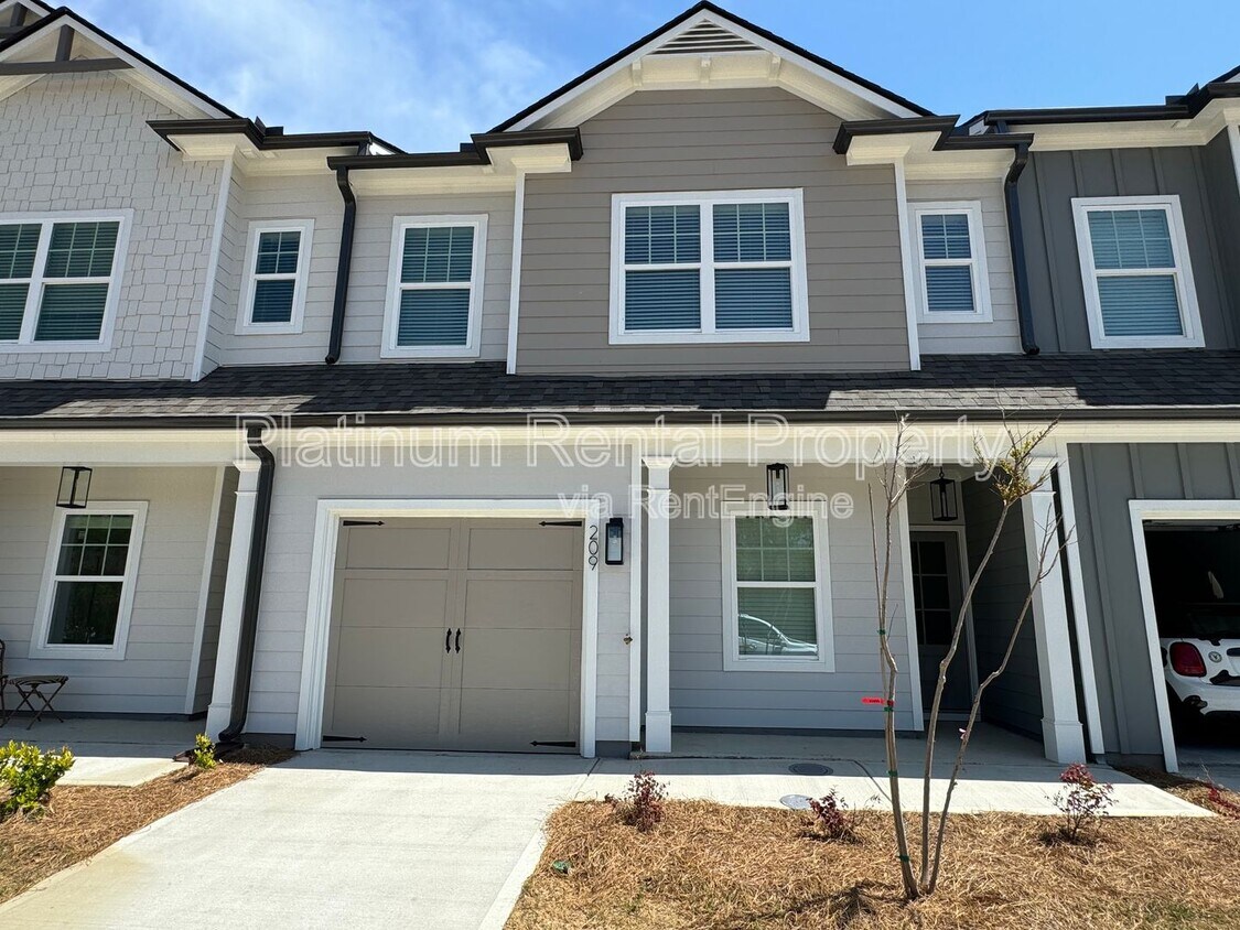 Photo - 209 Towhee Dr