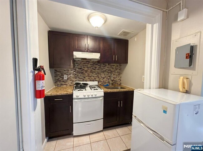 Photo - 3021 Edwin Ave Unit 2H