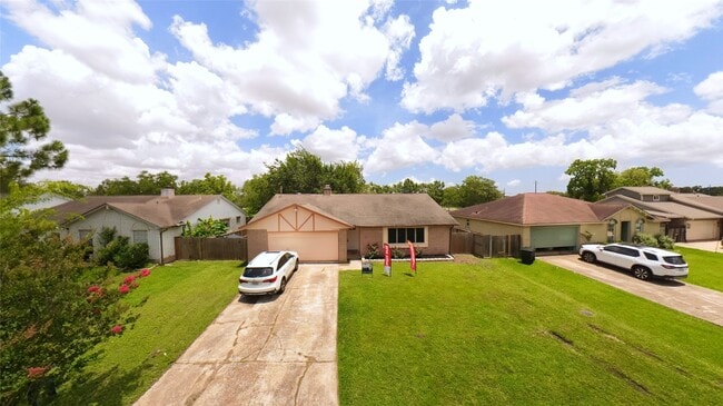 Building Photo - 11423 Graywood Dr