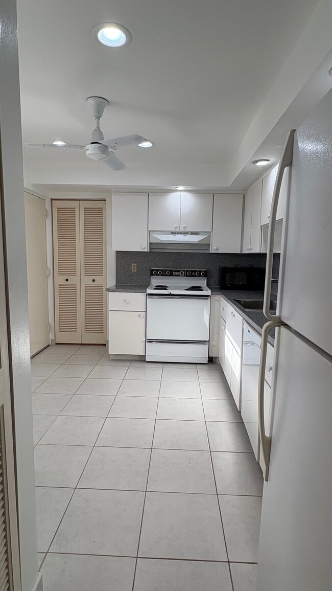 Photo - 6300 NW 2nd Ave Unit 403