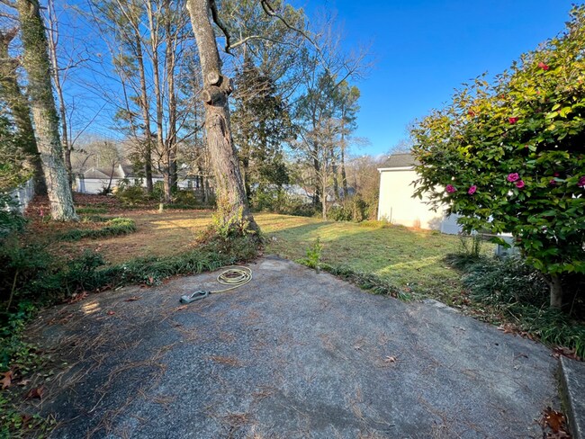 Photo - 924 Linden Hall Rd