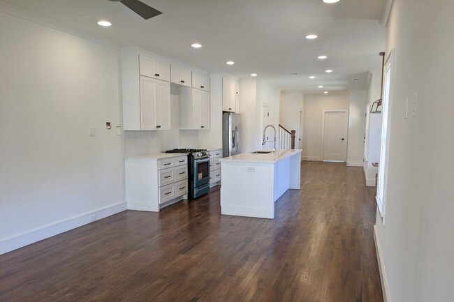 Photo - 6001 Palo Pinto Ave