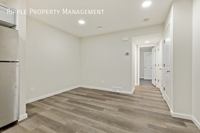 Photo - WONDERFUL 1 BED/ 1 BATH LOWER UNIT | PET FRIENDLY