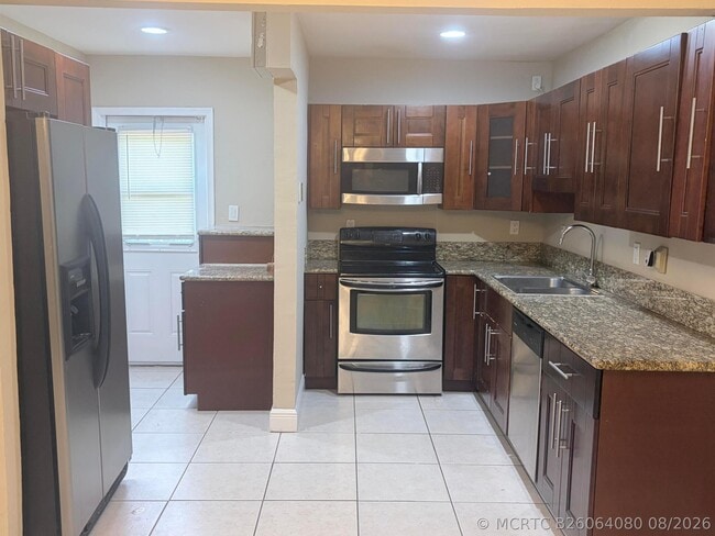 Photo - 7302 Westwood Dr