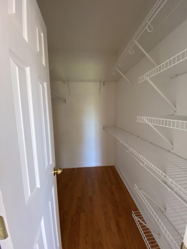 Photo - 208 Summergrass Dr