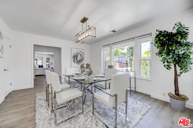 Photo - 344 S Camden Dr