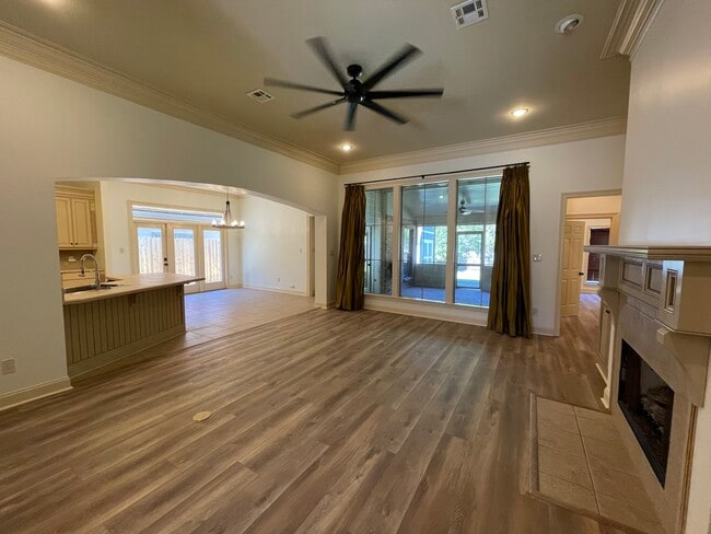 Photo - 203 Metairie Ct