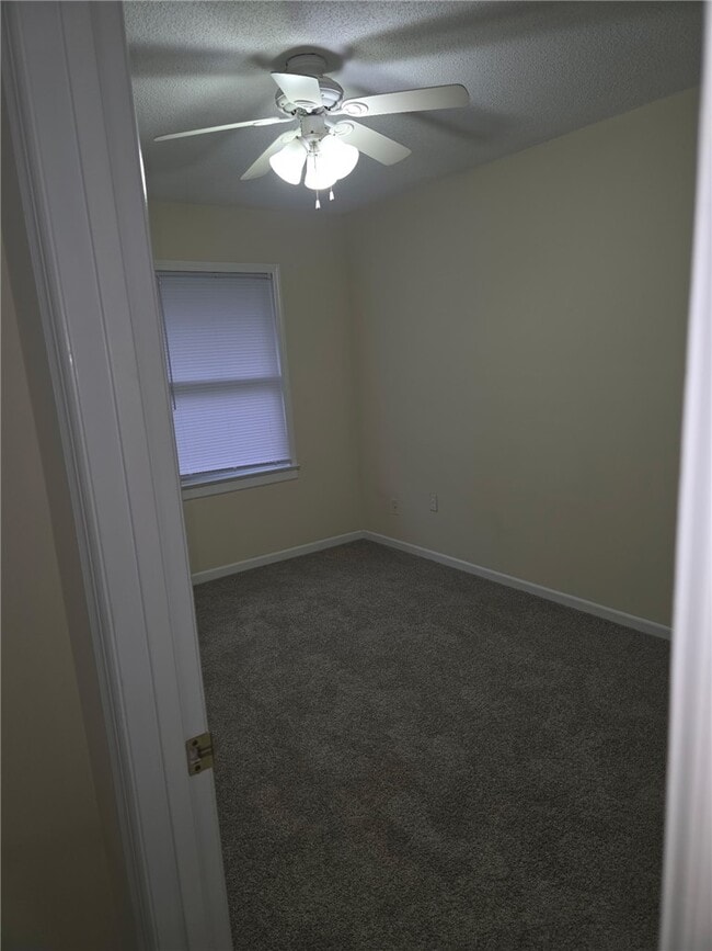 Photo - 1108 Tiger Blvd