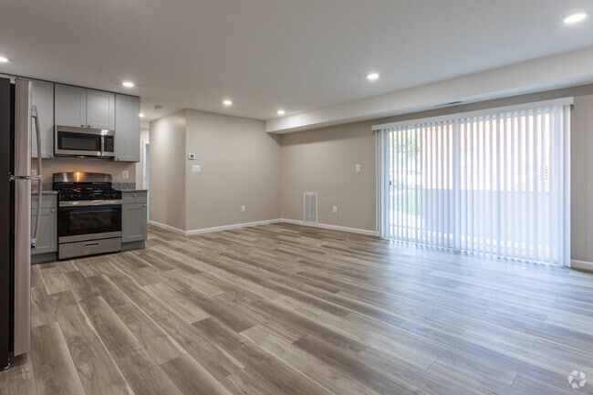 3BR, 1 BA - 890 SF - The Renaissance Homes