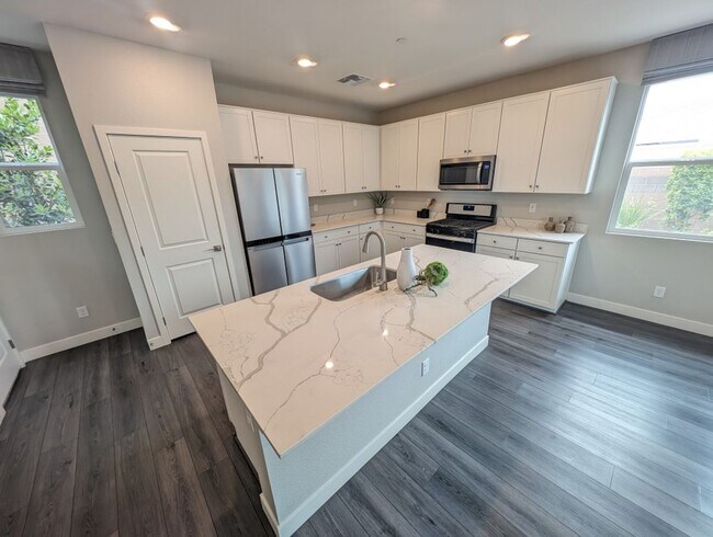 Photo - 10795 Gentle Crst Ave