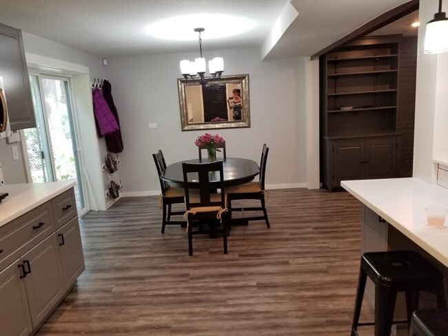 Photo - 6675 Canterbury Dr