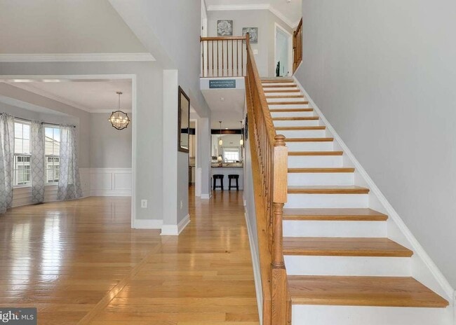 Photo - 6805 Rathbone Pl