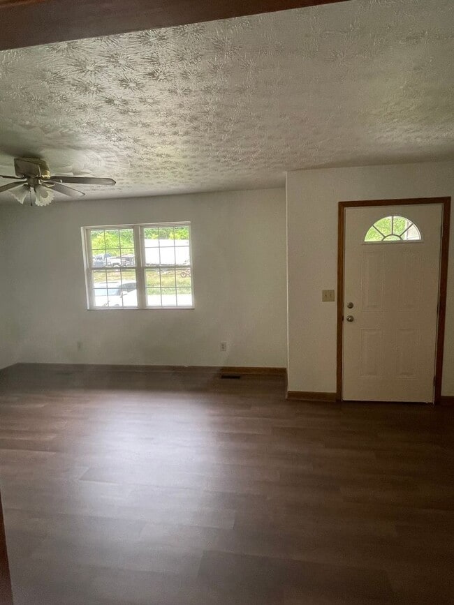 Photo - Spacious Four-Bedroom Home in Hurricane