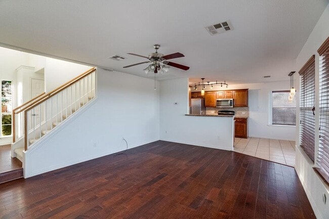 Photo - 1206 Hensley Dr