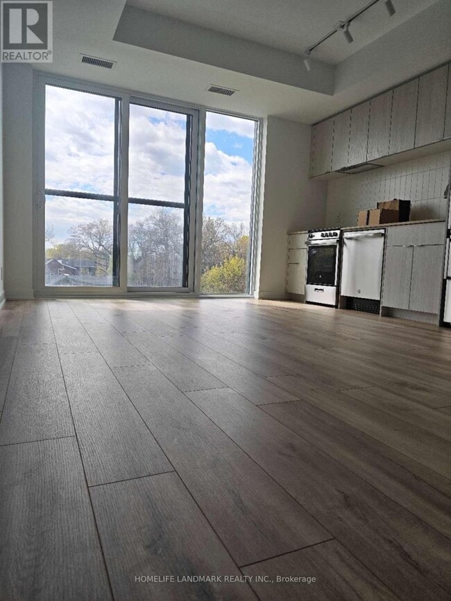 Photo - 1660 Bloor St W Unit 607