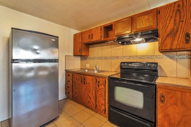 Photo - Unique Tri-Plex Unit #2005