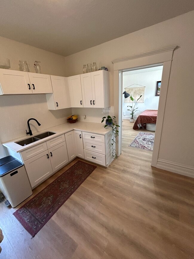 Building Photo - 254 E 700 S Rental