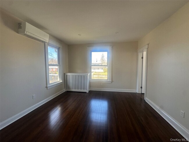 Photo - 55 Sea Cliff Ave