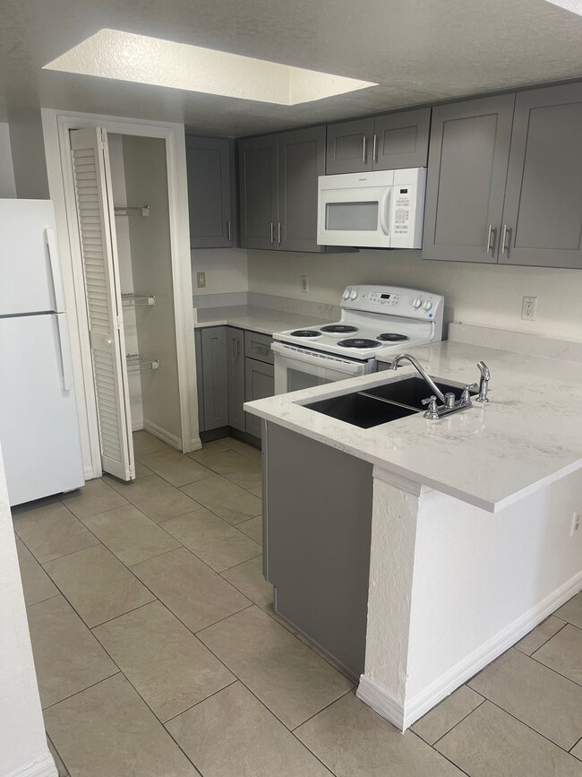 Photo - 4 Bedroom 2 Bath