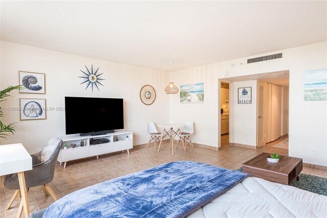 Photo - 100 Lincoln Rd Unidad 431